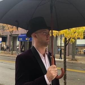 Meet your Posher, Gillis